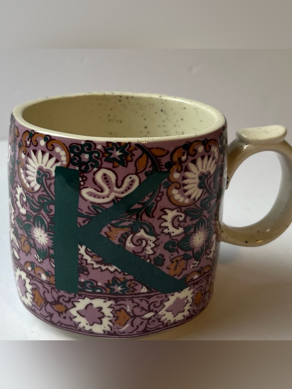 Anthropologie Blockprinted Monogram Initial K thumb-rest Coffee Mug 10 oz